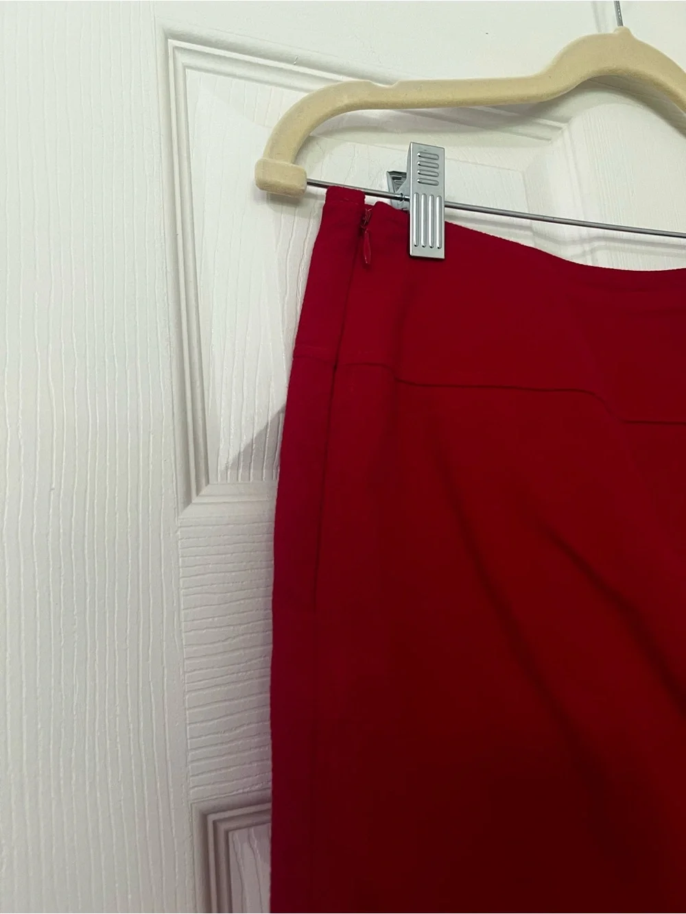Talbots Women’s 8 Red Solid Twill A-Line Knee Zip Lined Slit Button
